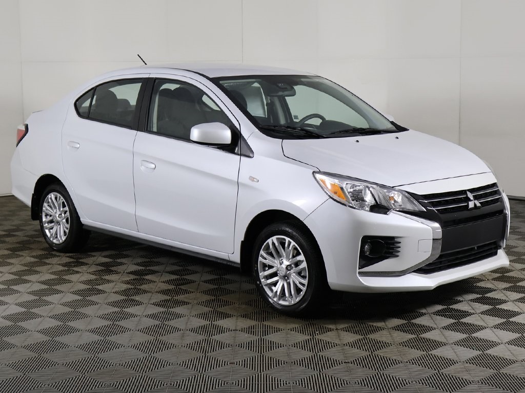 2024 Mitsubishi Mirage G4 LE Image 3 of 41