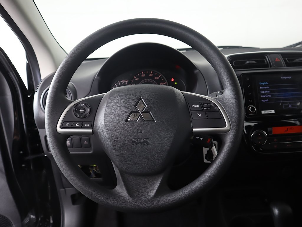 Vehicle image 32 of 39