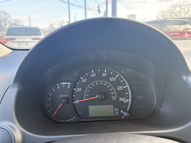 Vehicle image 18 of 30