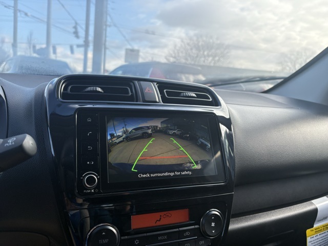 Vehicle image 25 of 30