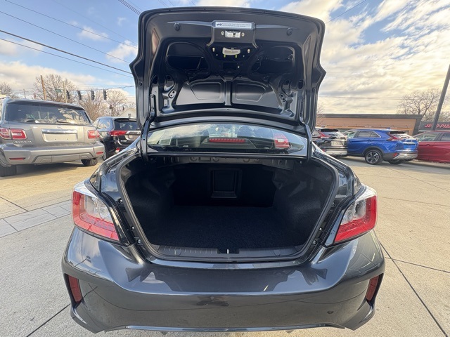 Vehicle image 13 of 30