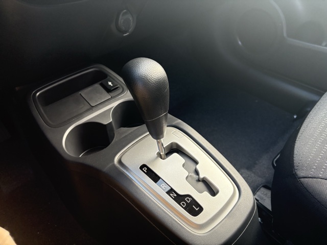 Vehicle image 20 of 30