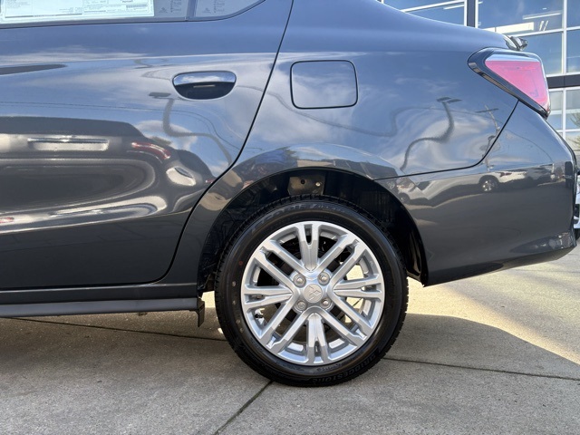 Vehicle image 8 of 30