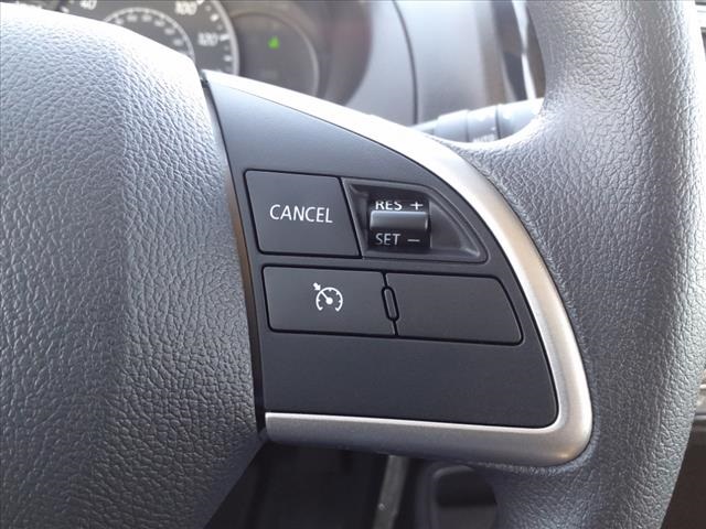 Vehicle image 14 of 26