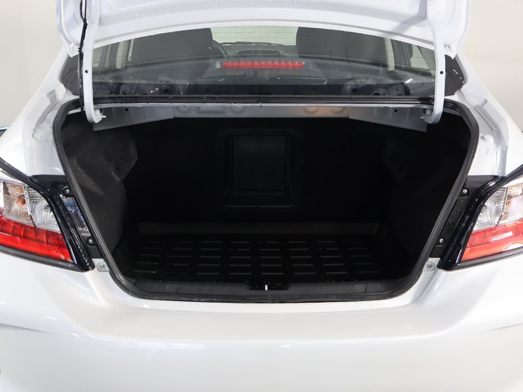 2024 Mitsubishi Mirage G4 LE Image 13 of 40