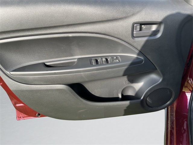 Vehicle image 22 of 25