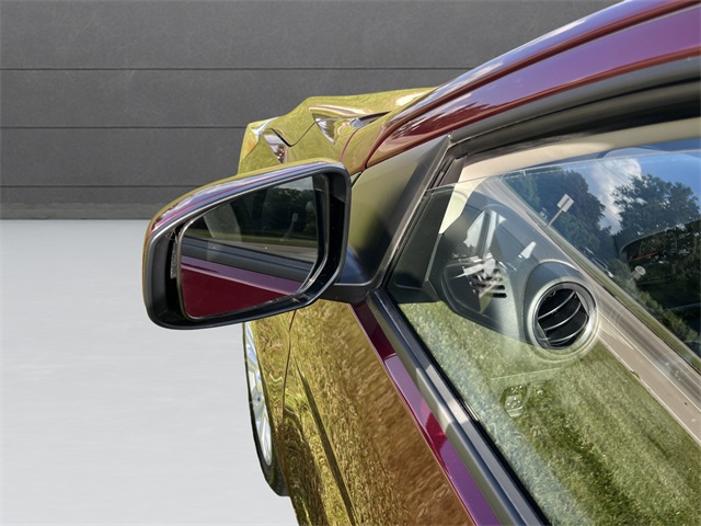 Vehicle image 23 of 25