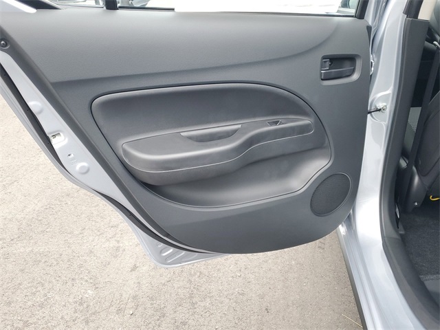 Vehicle image 11 of 30
