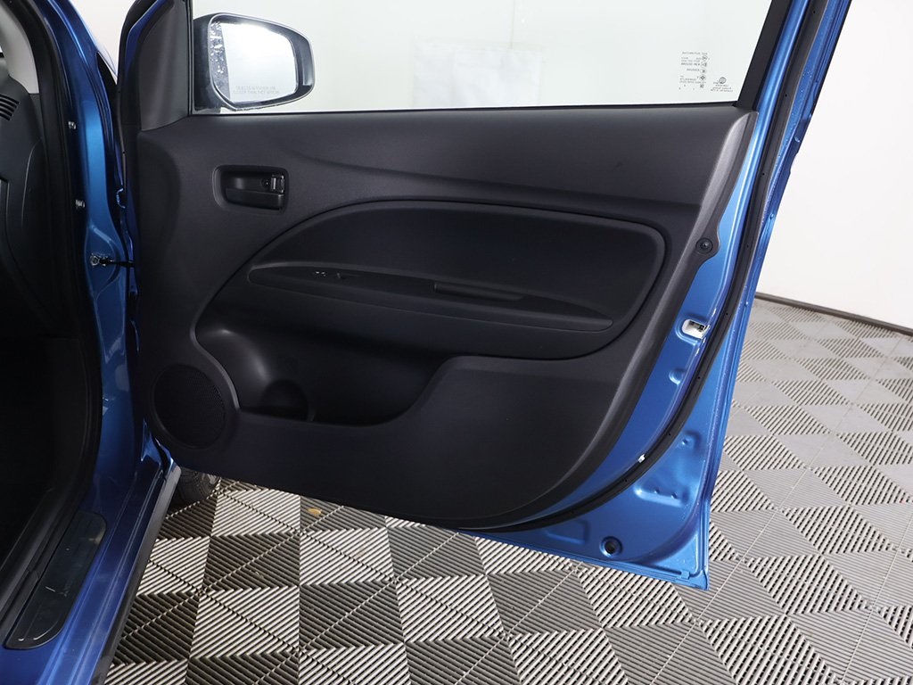 Vehicle image 21 of 43