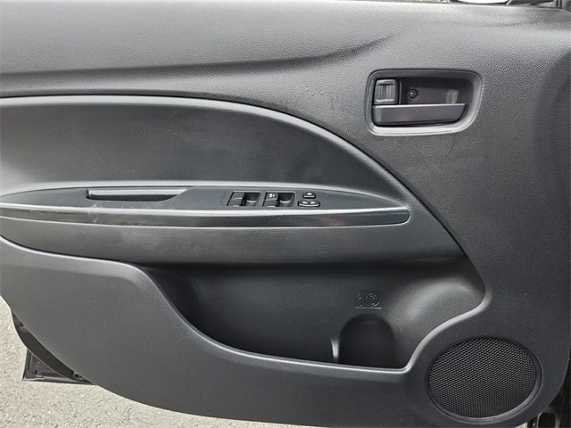 Vehicle image 29 of 31