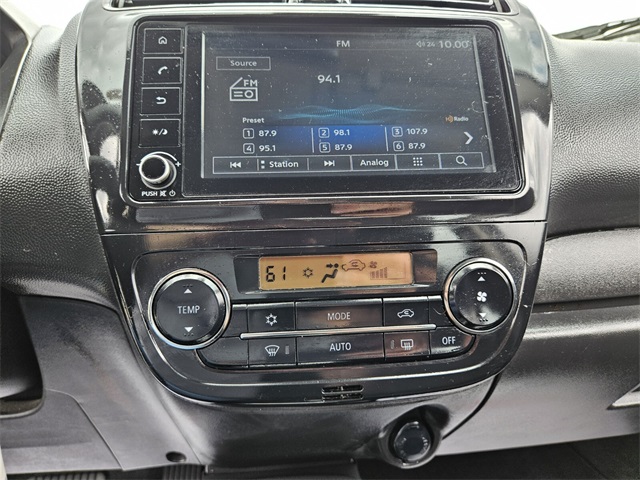 Vehicle image 21 of 31