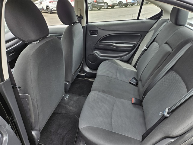 Vehicle image 9 of 31