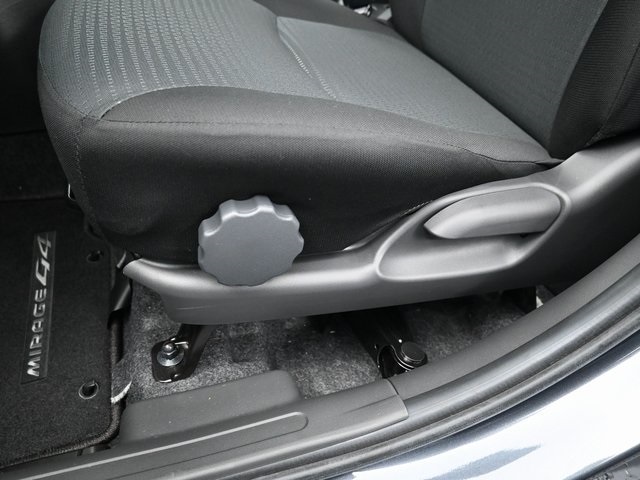 Vehicle image 20 of 33