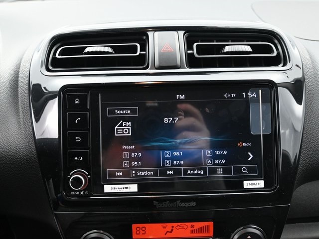 Vehicle image 23 of 33