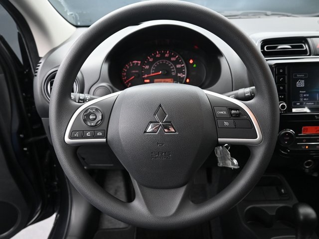 Vehicle image 25 of 33