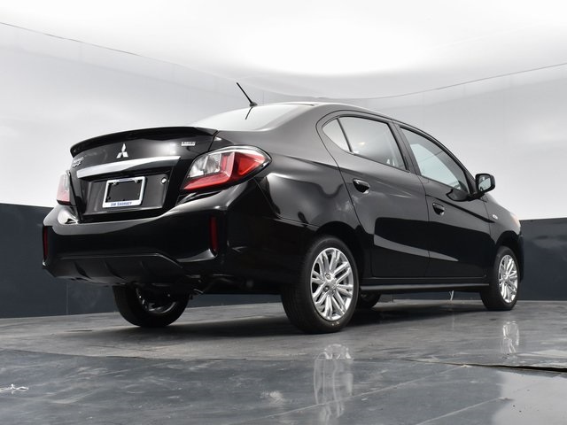 Vehicle image 14 of 33