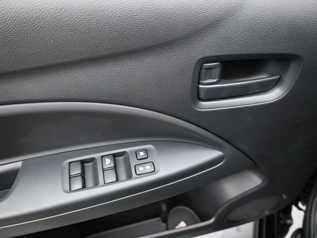 Vehicle image 20 of 33