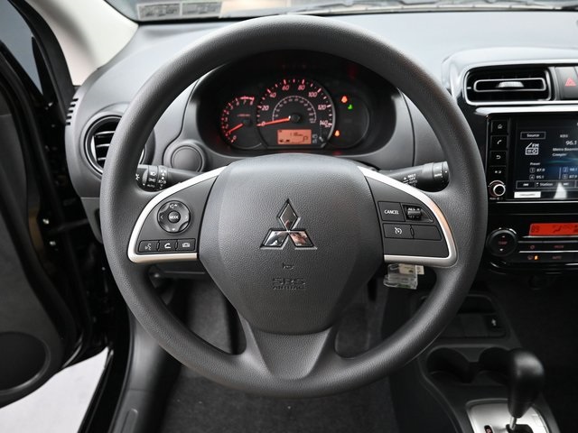 Vehicle image 25 of 33