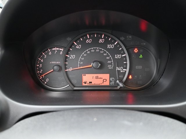 Vehicle image 28 of 33