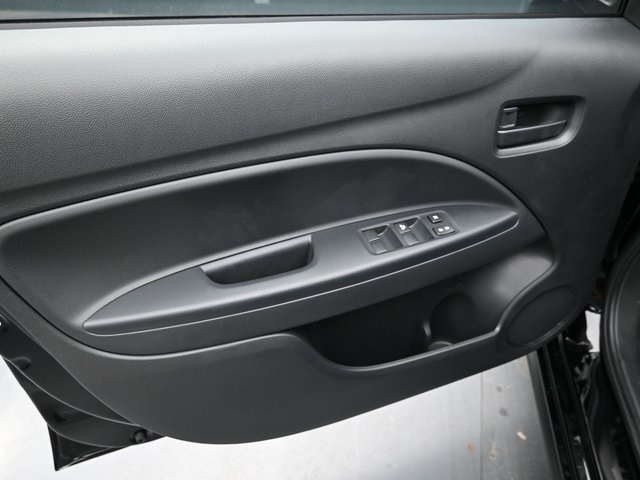 Vehicle image 19 of 33
