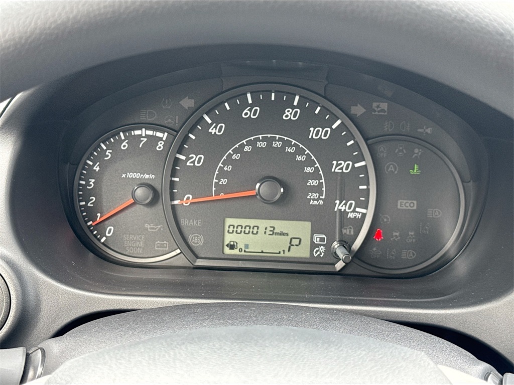 Vehicle image 21 of 30