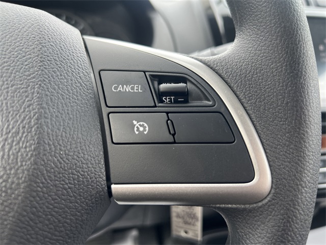 Vehicle image 26 of 28