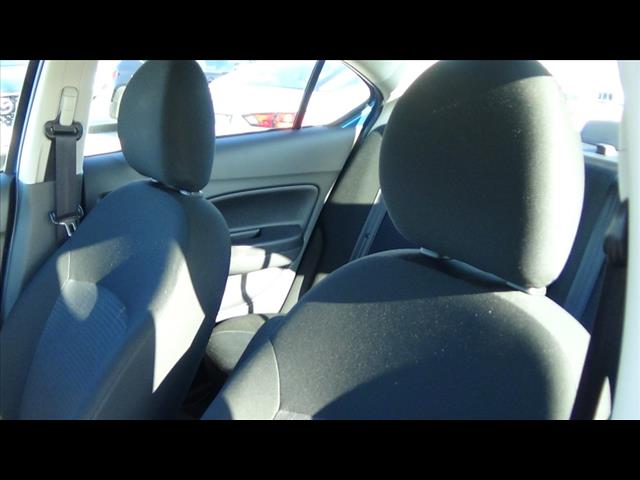 Vehicle image 10 of 25