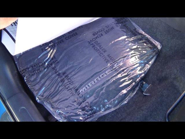 Vehicle image 21 of 25