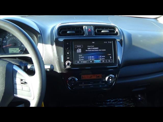 Vehicle image 22 of 25