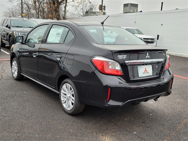 Vehicle image 4 of 22