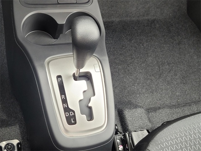 Vehicle image 20 of 22
