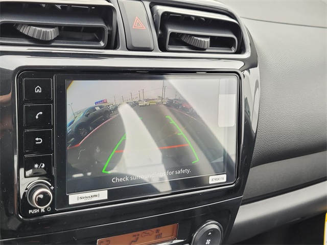 Vehicle image 17 of 22