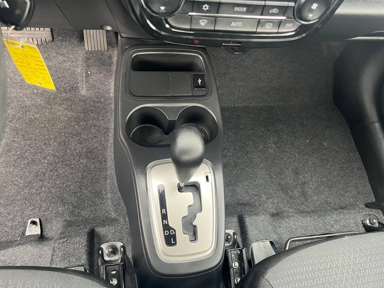 Vehicle image 20 of 45