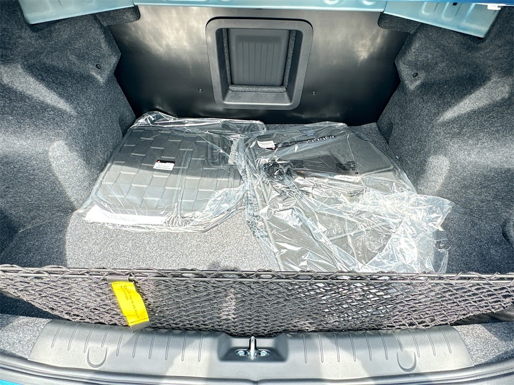Vehicle image 11 of 30