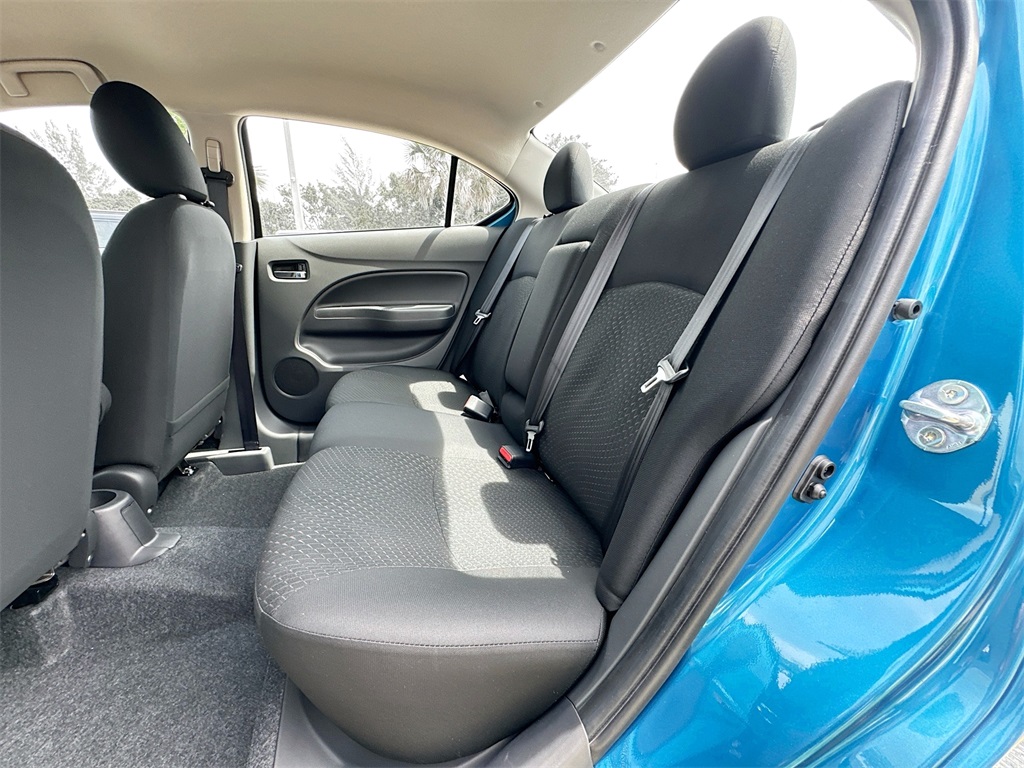 Vehicle image 12 of 30