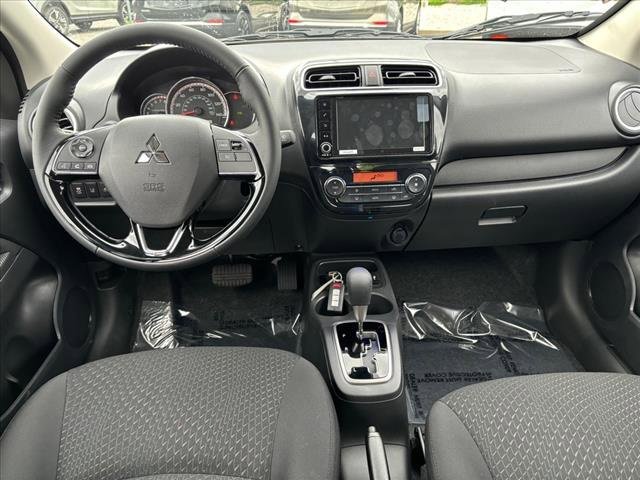 Vehicle image 15 of 18