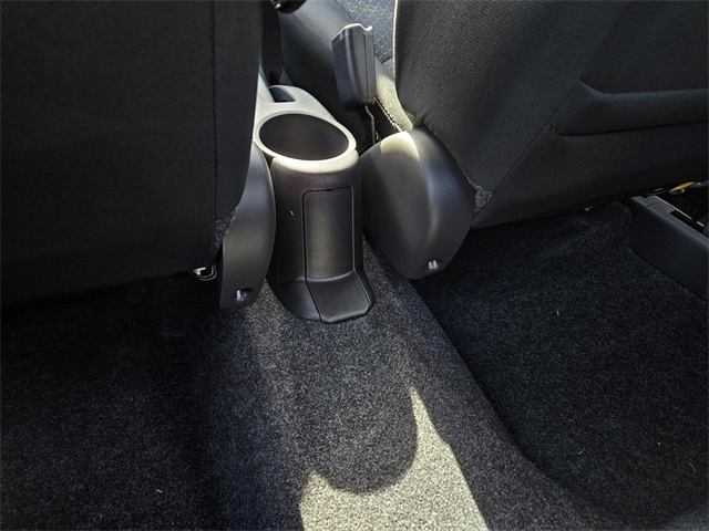 Vehicle image 9 of 20