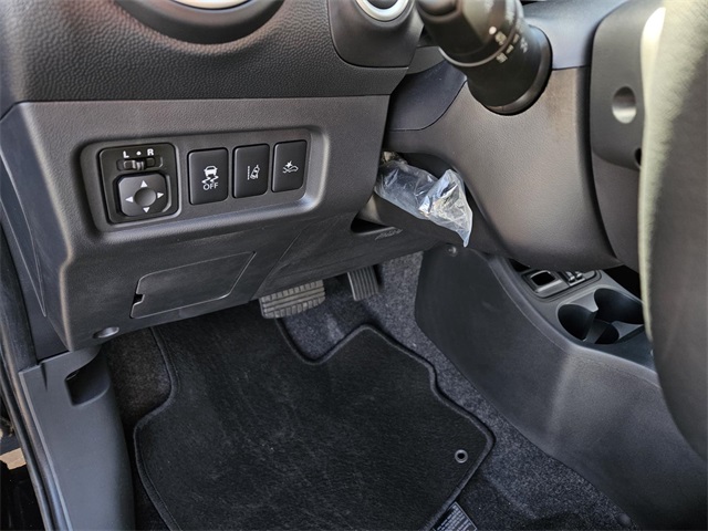 Vehicle image 12 of 20