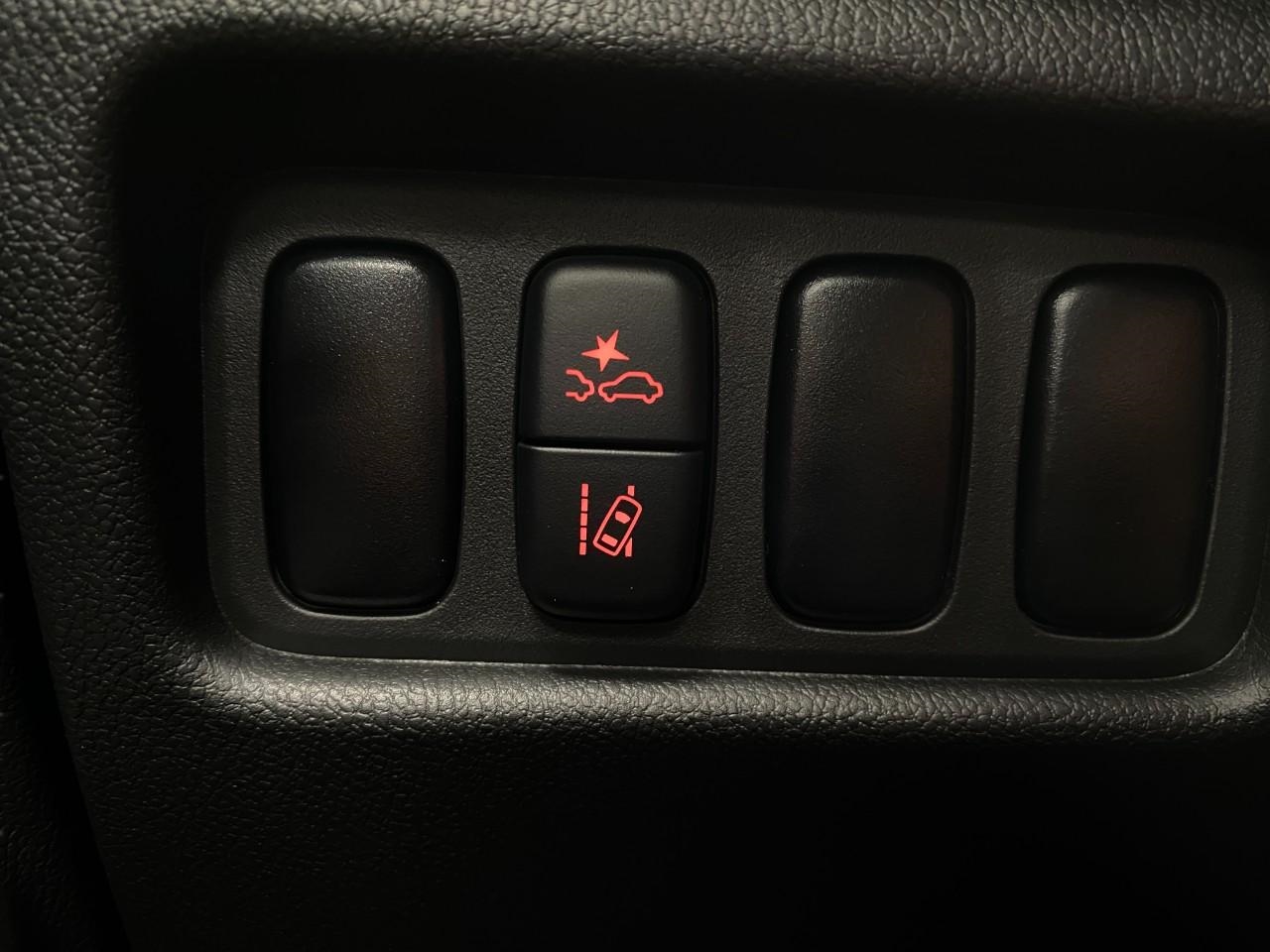 2024 Mitsubishi Outlander Sport ES Image 17 of 26