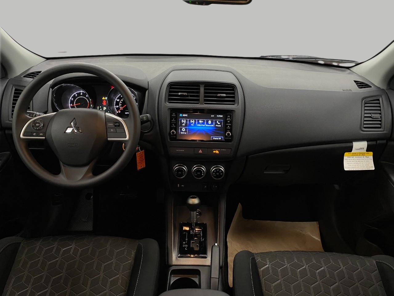 2024 Mitsubishi Outlander Sport ES Image 15 of 26