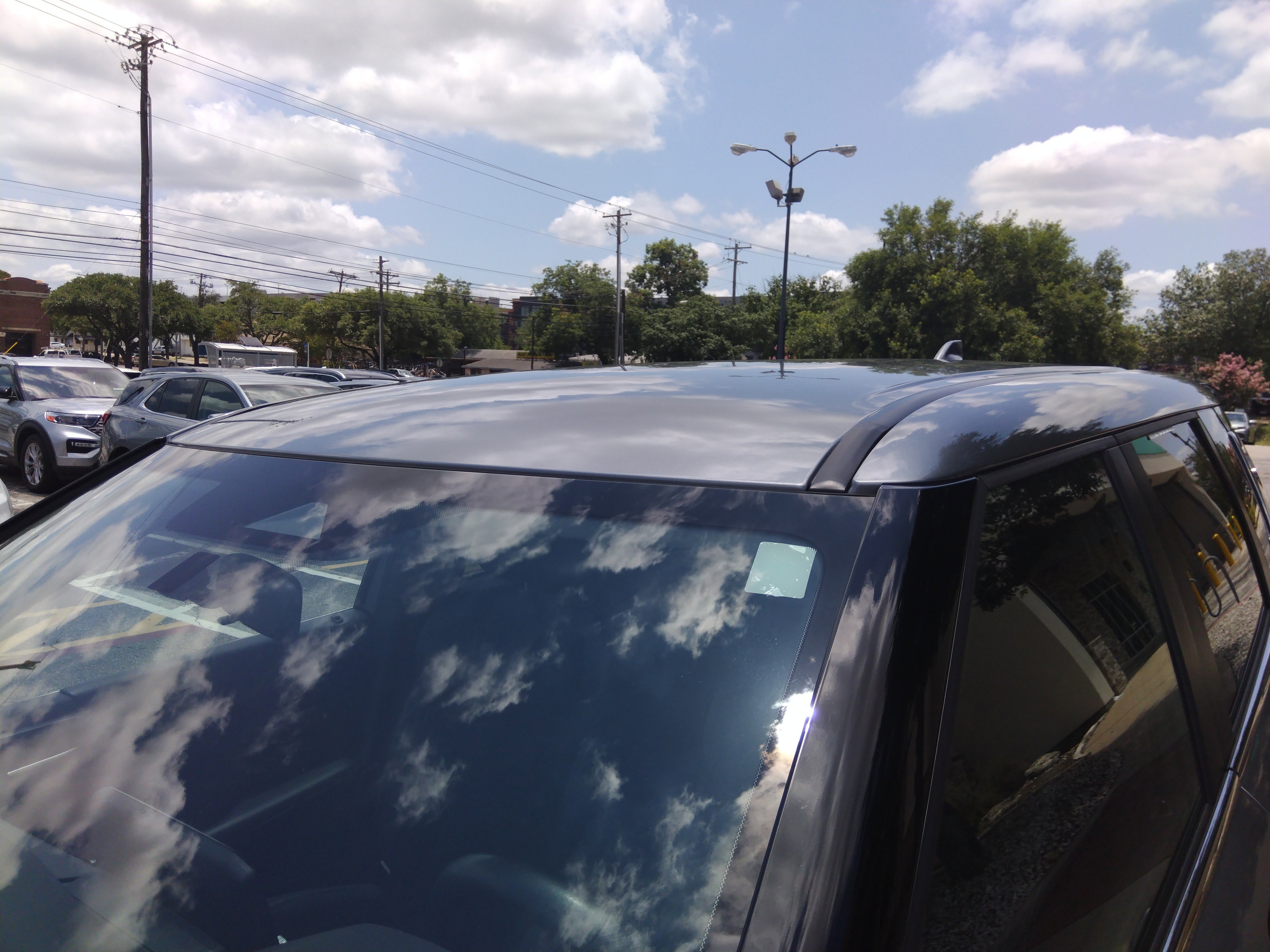 Vehicle image 10 of 25