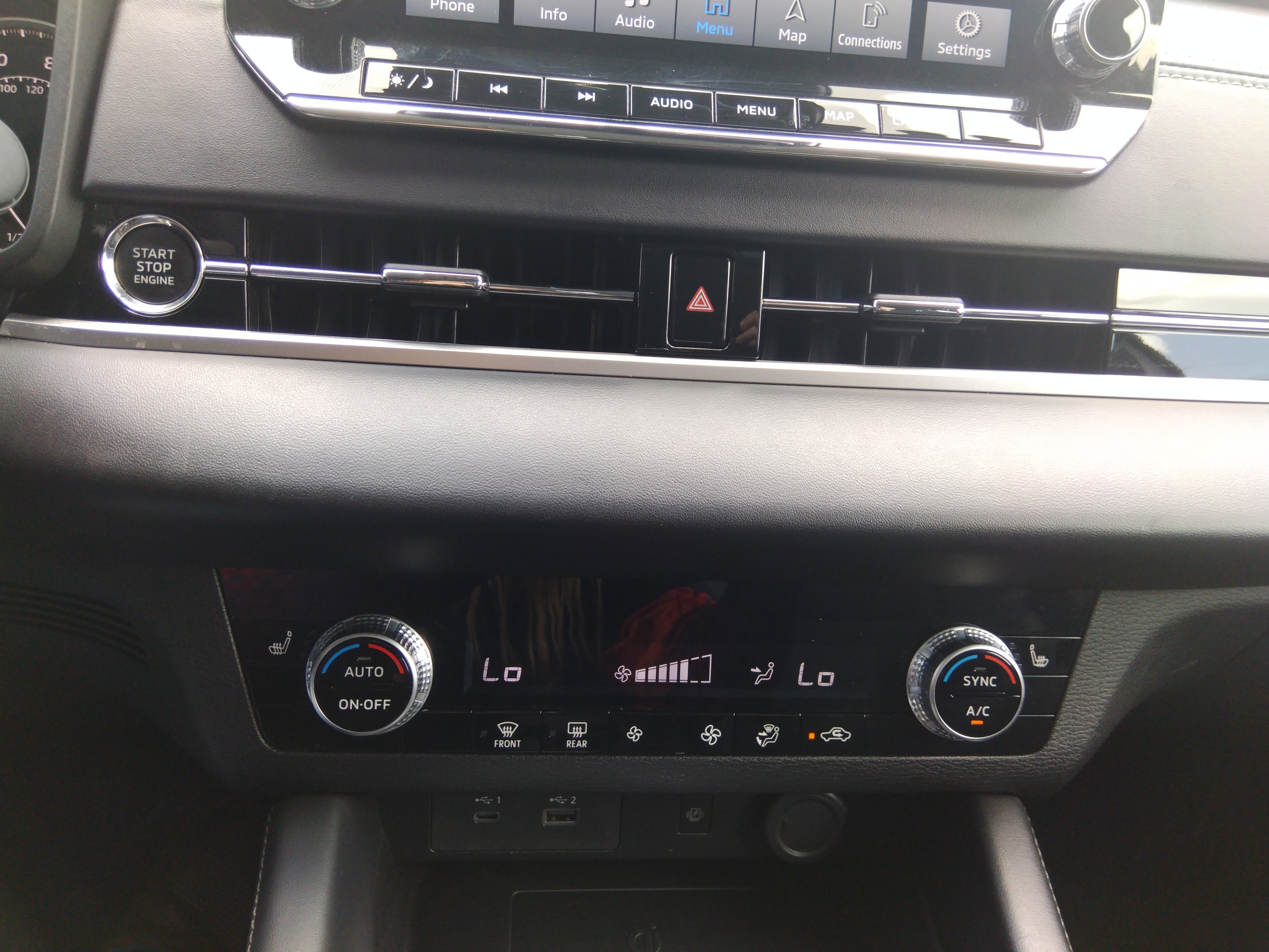 Vehicle image 21 of 25