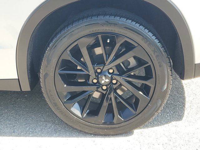 Vehicle image 6 of 31