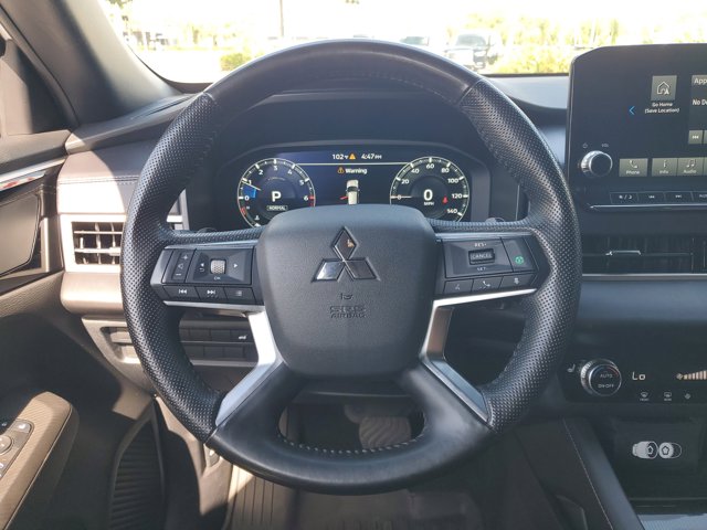 Vehicle image 17 of 31