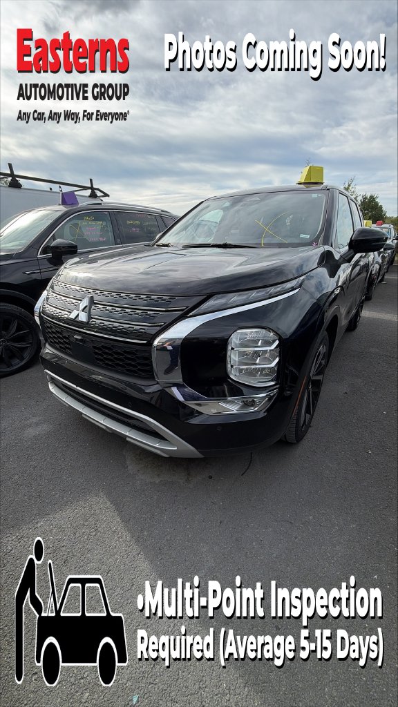 2024 Mitsubishi Outlander SE Image 1 of 2