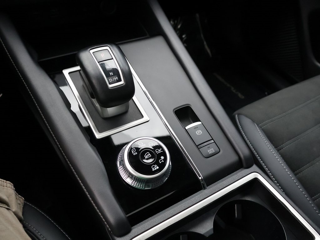 Vehicle image 39 of 41