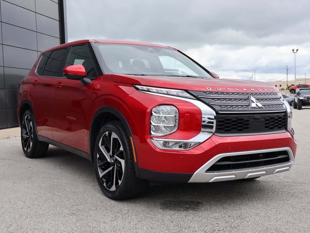 Vehicle image 2 of 41
