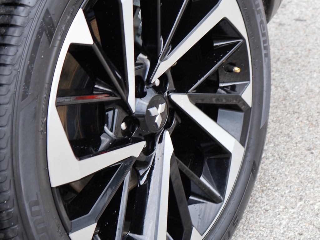 Vehicle image 40 of 41