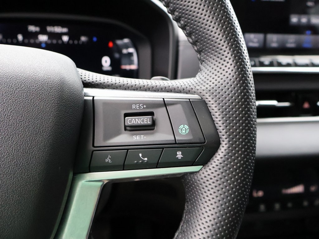 Vehicle image 29 of 41
