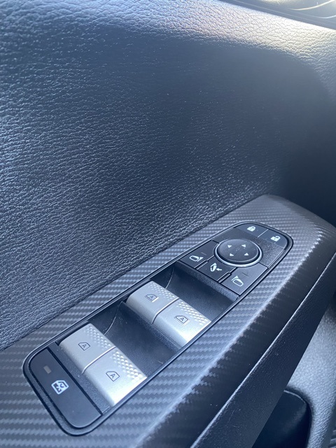 Vehicle image 29 of 30